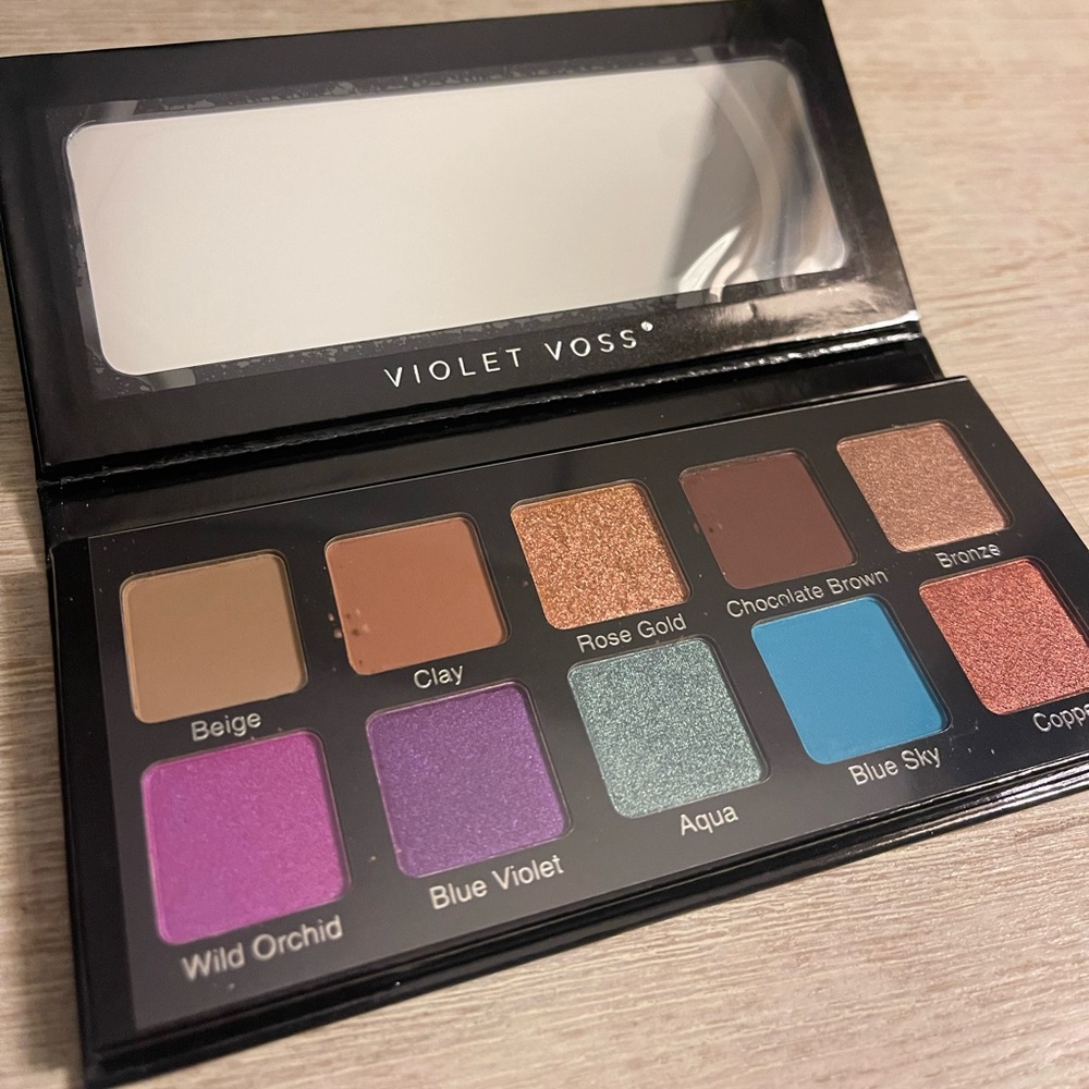Violet Voss Essentials 2 Eyeshadow Palette